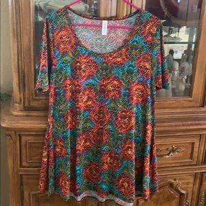 NWOT LuLaRoe Classic T